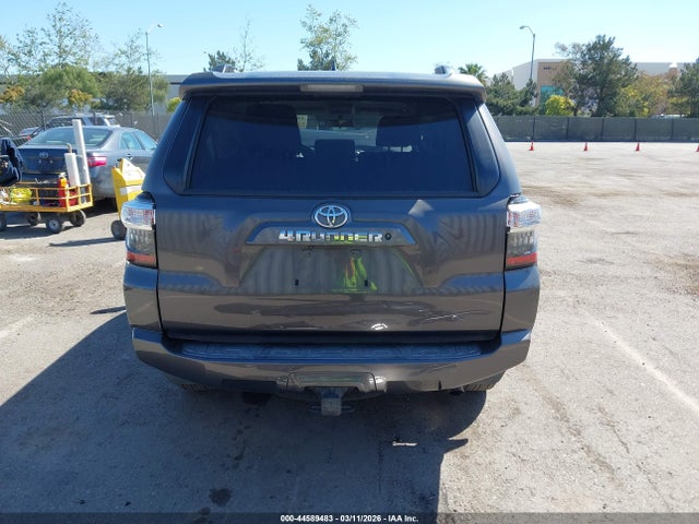 Toyota 4RUNNER SR5 2019 JTEZU5JR5K5210536 Image 17