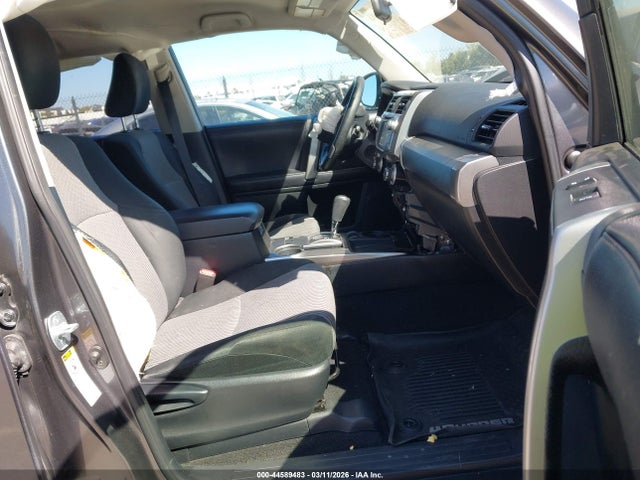 2019 TOYOTA 4RUNNER JTEZU5JR5K5210536 Photo 4