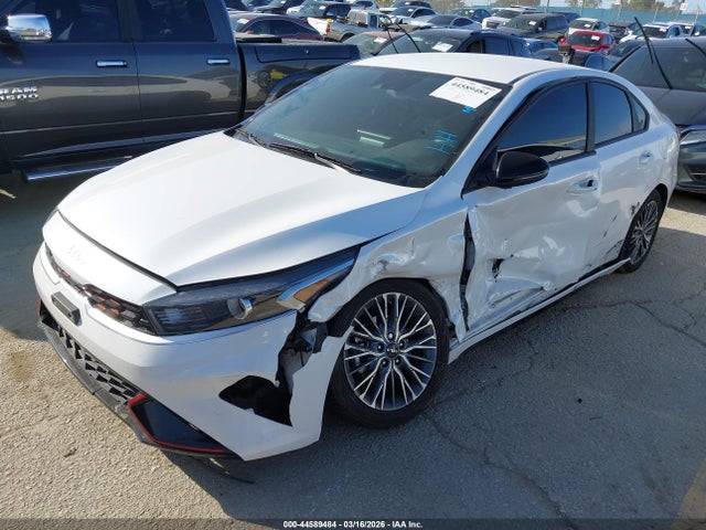 3KPF54AD6PE548168 KIA Forte Gt-line