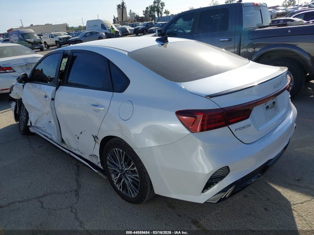 3KPF54AD6PE548168 KIA Forte Gt-line