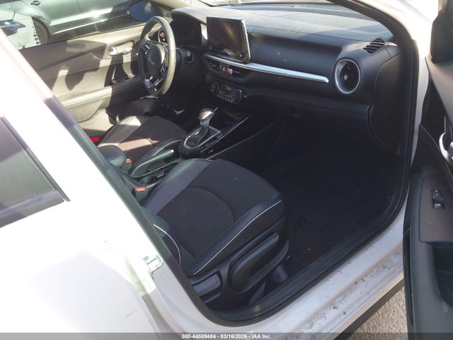 3KPF54AD6PE548168 KIA Forte Gt-line