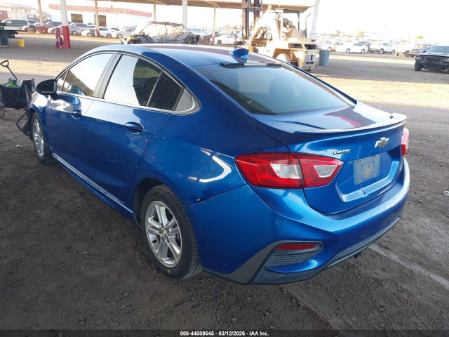 Chevrolet Cruze Lt Auto 2018 1G1BE5SM2J7128197 Image 3