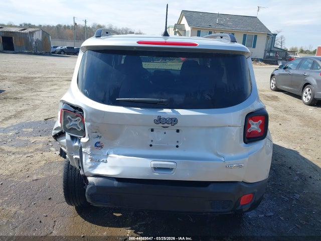 Продаж на аукціоні авто 2018 Jeep Renegade Latitude 4x4, vin: ZACCJBBB9JPJ30677, номер лоту: 44589547