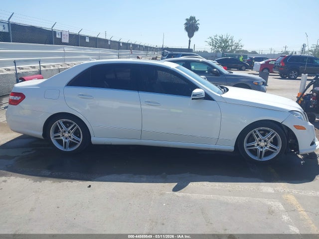 2013 Mercedes-benz E 350 4matic მანქანა იყიდება აუქციონზე, vin: WDDHF8JB2DA739733, აუქციონის ნომერი: 44589549