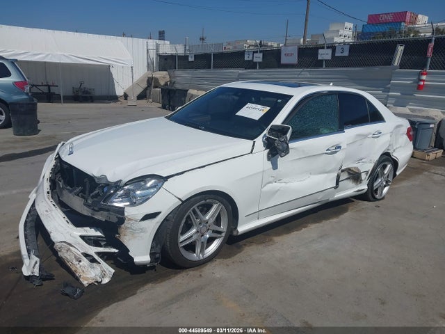 2013 Mercedes-benz E 350 4matic მანქანა იყიდება აუქციონზე, vin: WDDHF8JB2DA739733, აუქციონის ნომერი: 44589549
