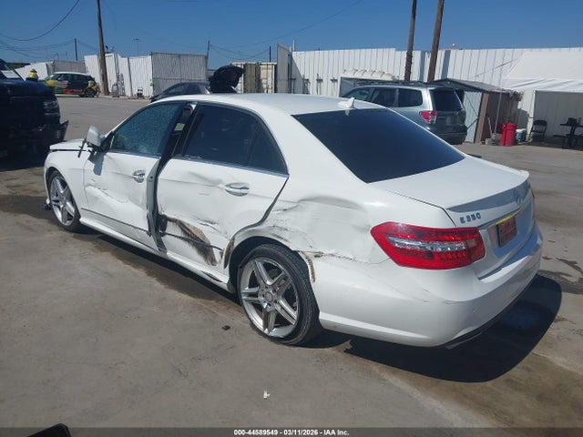 2013 Mercedes-benz E 350 4matic მანქანა იყიდება აუქციონზე, vin: WDDHF8JB2DA739733, აუქციონის ნომერი: 44589549