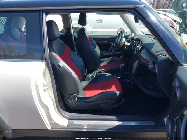 2006 MINI COOPER WMWRC33566TJ78104 Photo 4