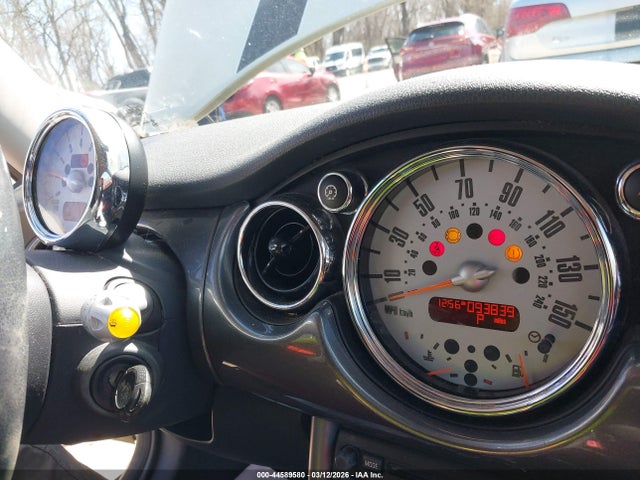 2006 MINI COOPER WMWRC33566TJ78104 Photo 6