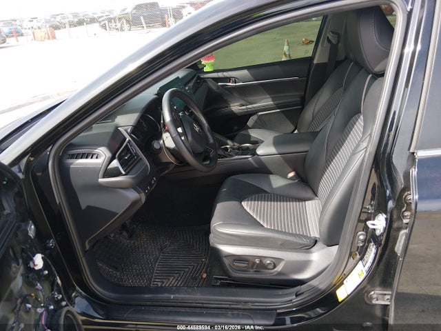4T1G11AK8RU231067 Toyota CAMRY SE