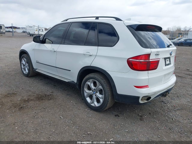 2012 BMW X5 5UXZW0C52CL664864 Photo 2
