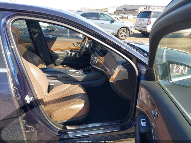 2017 MERCEDES-BENZ S 550 WDDUG8FB0HA314439 Photo 4