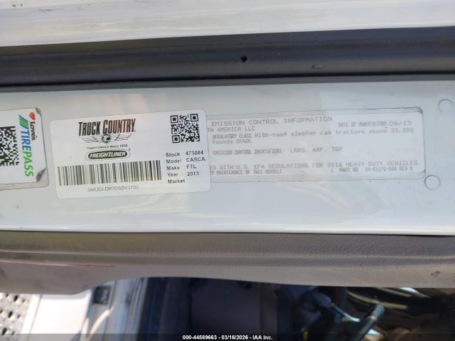 Продажа на аукционе авто 2013 Freightliner Cascadia 125, vin: 3AKJGLDR3DSBV3700, номер лота: 44589663