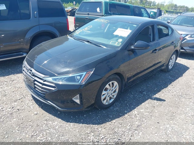 Продажа на аукционе авто 2019 Hyundai Elantra Se, vin: 5NPD74LF5KH451693, номер лота: 44589692