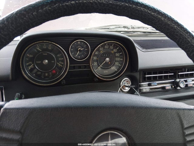 Продажа на аукционе авто 1974 Mercedes-benz 230, vin: 11501712002262, номер лота: 44589693