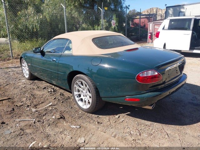 2002 JAGUAR XKR SAJDA42B92PA27250 Photo 2