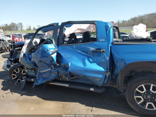 Aukcja sprzedaży 2016 Toyota Tundra Sr5 5.7l V8, vin: 5TFDW5F18GX494266, numer aukcji: 44589820
