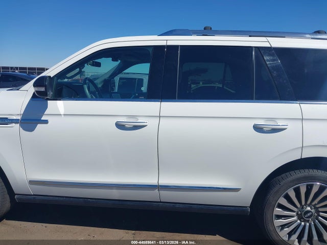 5LMJJ2LT8LEL23053 Lincoln Navigator Reserve