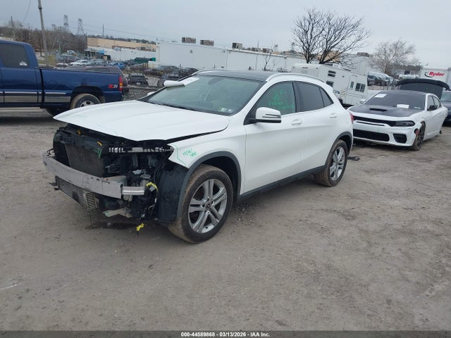 WDCTG4GB2JJ479339 Mercedes-Benz Gla 250 4matic