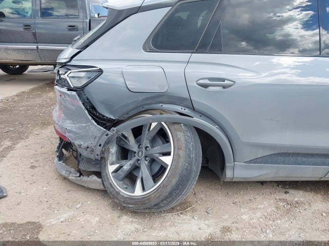 WA1KUBFZ4RP063132 Audi Q4 E-tron Premium 55 Quattro