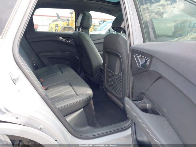 WA1KUBFZ4RP063132 Audi Q4 E-tron Premium 55 Quattro
