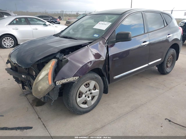 Nissan Rogue Select S 2015 JN8AS5MTXFW665224 Image 2