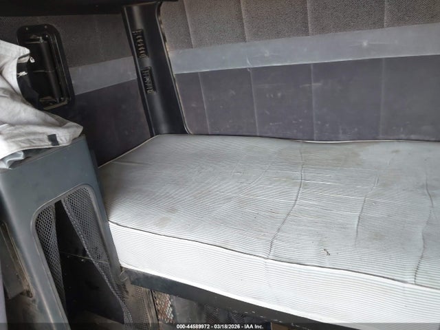 Продажа на аукционе авто 1996 Volvo Aero Wia, vin: 4V4WDBPF4TN717243, номер лота: 44589972