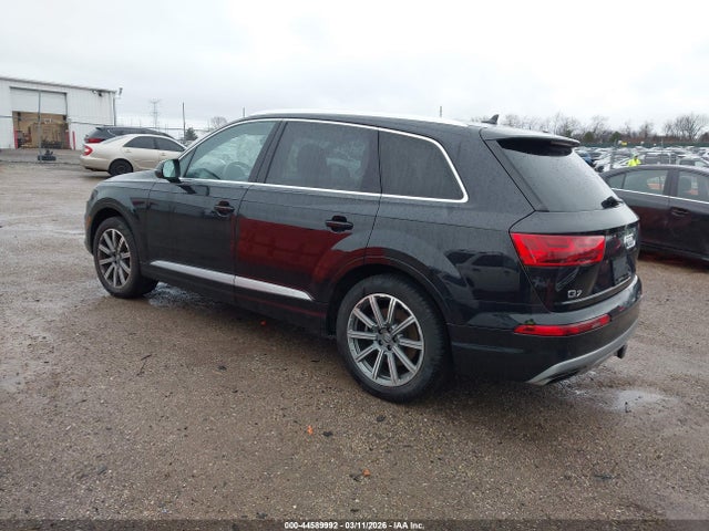 2018 AUDI Q7 WA1LAAF71JD045103 Photo 2