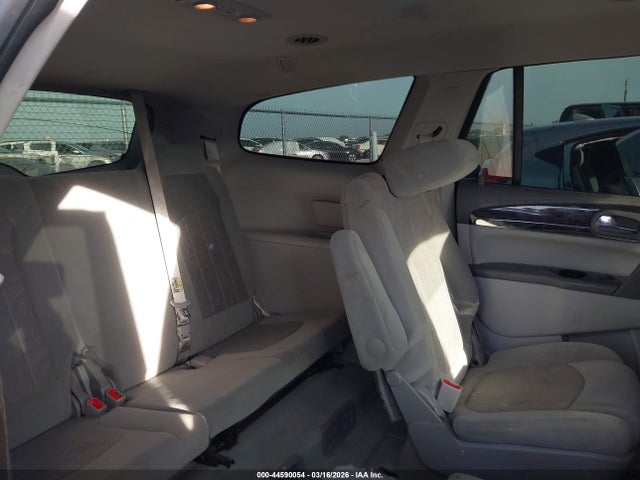 44590054 :رقم المزاد ، 5GAKRAKD3HJ219076 vin ، 2017 Buick Enclave Convenience مزاد بيع