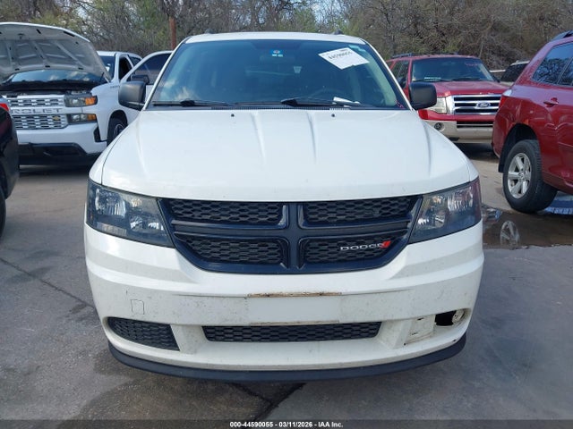 3C4PDCAB9JT309572 Dodge JOURNEY SE