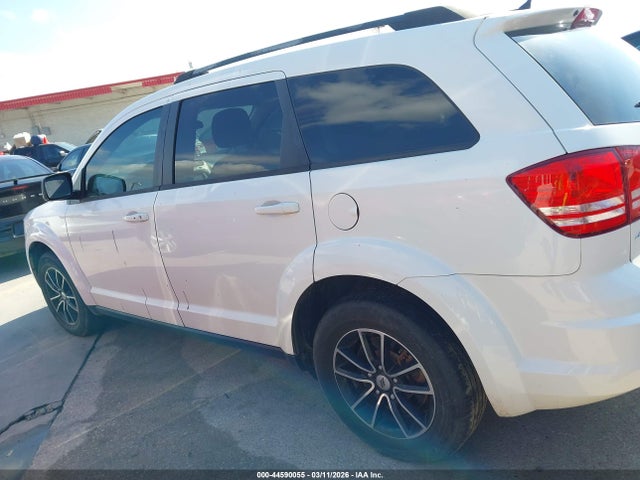 3C4PDCAB9JT309572 Dodge JOURNEY SE