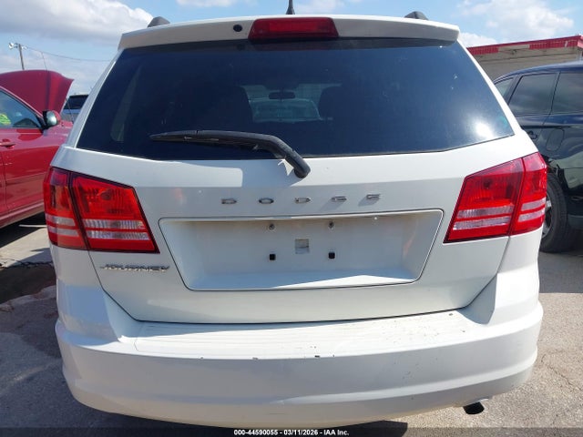 3C4PDCAB9JT309572 Dodge JOURNEY SE