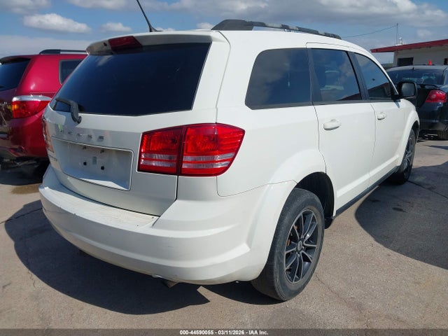 3C4PDCAB9JT309572 Dodge JOURNEY SE