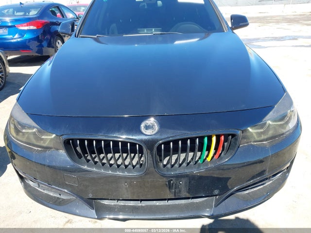 WBA8Z9C58KB220740 BMW 330i Gran Turismo Xdrive