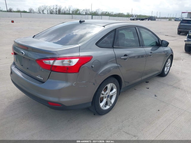 Ford FOCUS SE 2014 1FADP3F28EL354996 Image 4