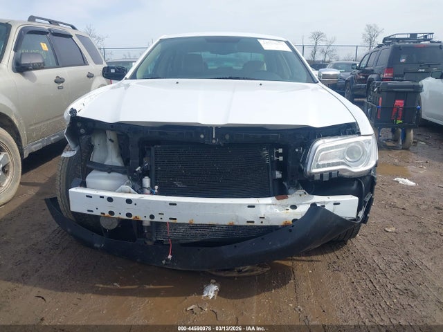 44590078 :رقم المزاد ، 2C3CCACG7CH272696 vin ، 2012 Chrysler 300 Limited مزاد بيع