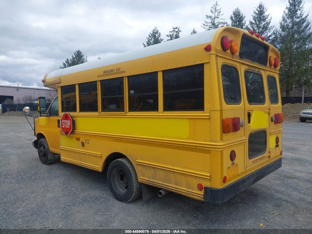 Продажа на аукционе авто 2004 Gmc Savana Cutaway Standard W/c7l/c7n, vin: 1GDJG31U541150295, номер лота: 44590079