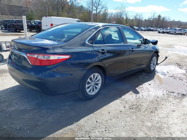 2015 Toyota Camry Le მანქანა იყიდება აუქციონზე, vin: 4T4BF1FK0FR457514, აუქციონის ნომერი: 44590084