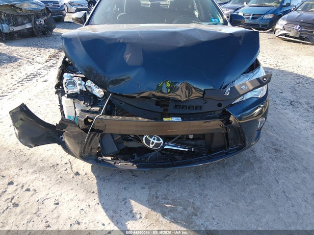2015 Toyota Camry Le მანქანა იყიდება აუქციონზე, vin: 4T4BF1FK0FR457514, აუქციონის ნომერი: 44590084