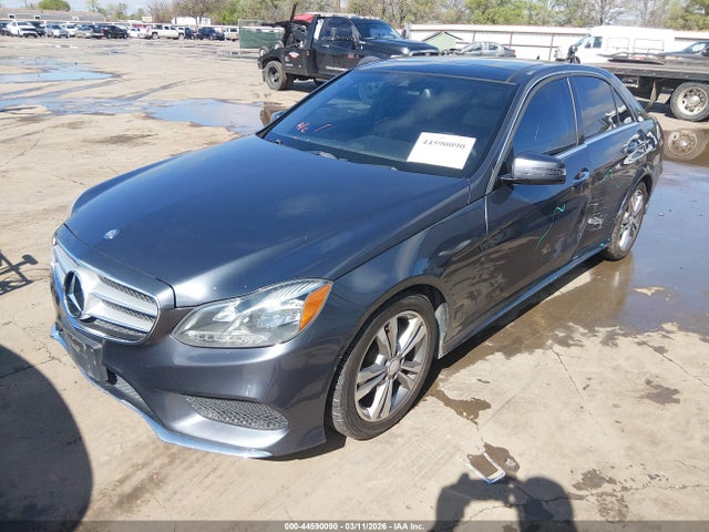 2015 Mercedes-benz E 350 მანქანა იყიდება აუქციონზე, vin: WDDHF5KB0FB106271, აუქციონის ნომერი: 44590090