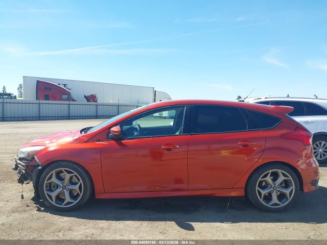 Ford FOCUS ST 2018 1FADP3L90JL289959 Image 15
