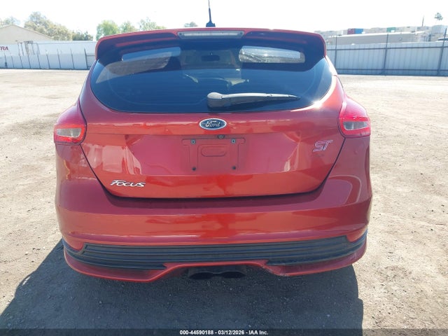 Ford FOCUS ST 2018 1FADP3L90JL289959 Image 17