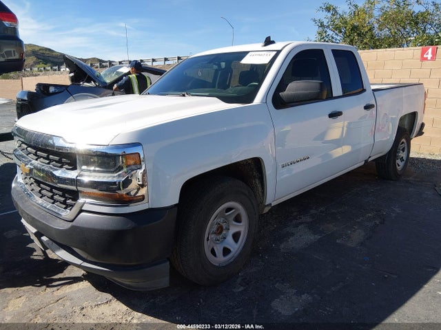 1GCRCNEC7JZ293648 Chevrolet Silverado 1500 Wt
