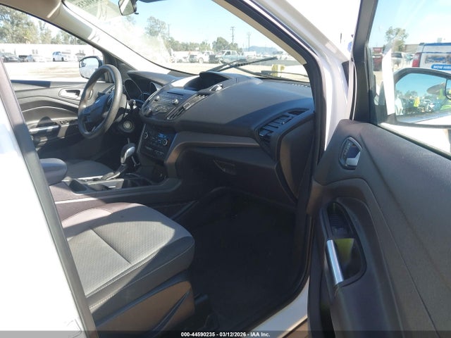 1FMCU0GD1JUB73929 Ford ESCAPE SE