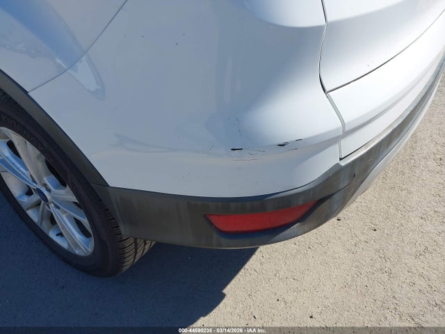 1FMCU0GD1JUB73929 Ford ESCAPE SE