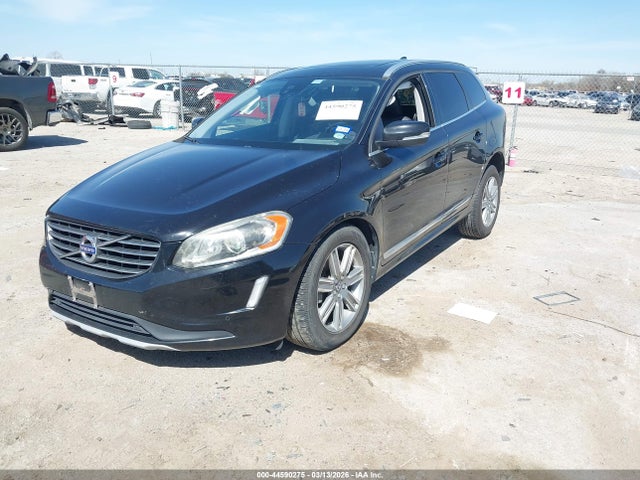 2017 VOLVO XC60 YV440MDU3H2042648 Photo 1
