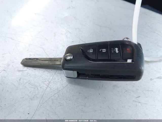 4T1B11HK5KU190709 Toyota CAMRY SE