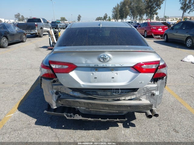 4T1B11HK5KU190709 Toyota CAMRY SE