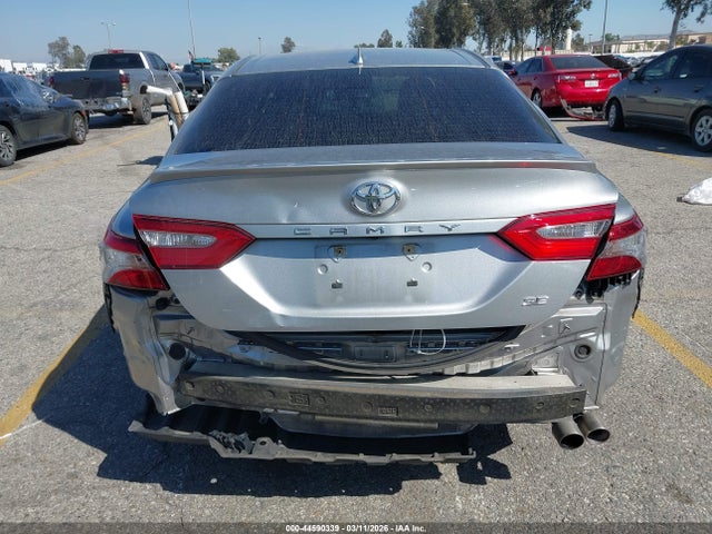 4T1B11HK5KU190709 Toyota CAMRY SE