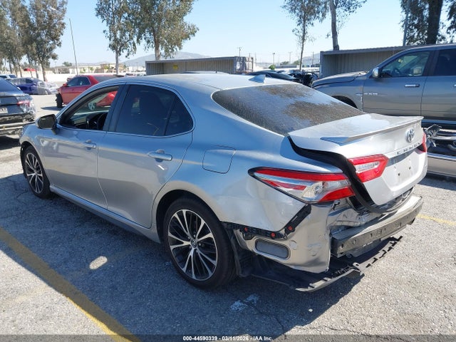 4T1B11HK5KU190709 Toyota CAMRY SE