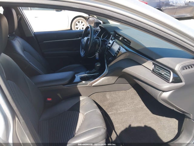 4T1B11HK5KU190709 Toyota CAMRY SE